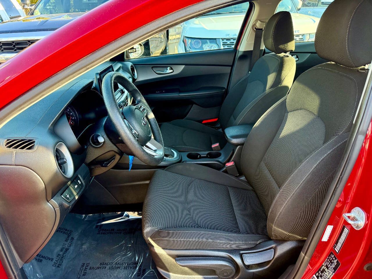 Used 2021 Kia Forte LXS FWD image 11
