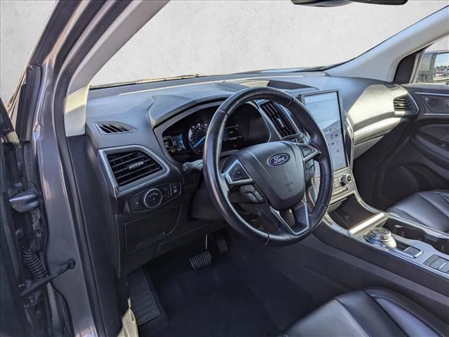 Used 2022 Ford Edge Titanium image 12