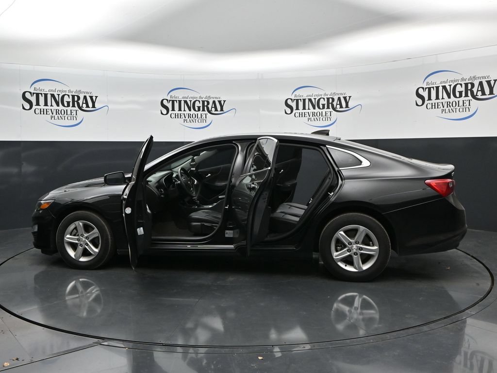 Used 2024 Chevrolet Malibu LS FWD image 37