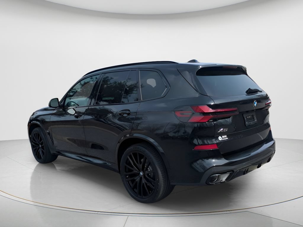 New 2026 BMW X5 xDrive40i w/ M Sport Package AWD/4WD image 7
