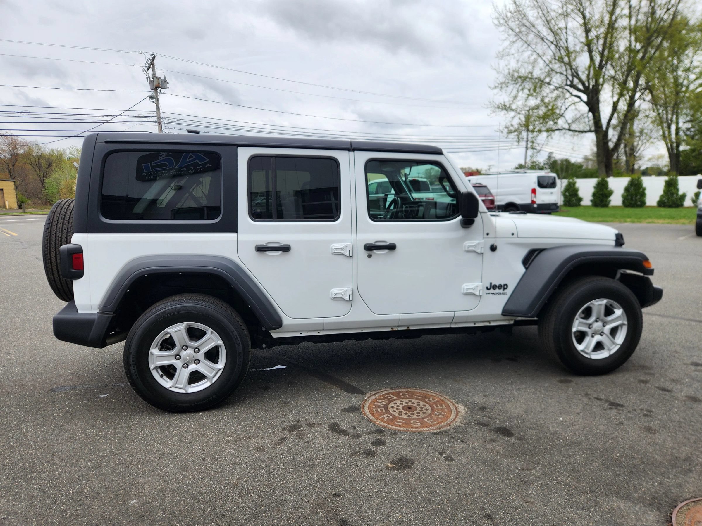 Used 2022 Jeep Wrangler Unlimited Sport AWD/4WD image 17