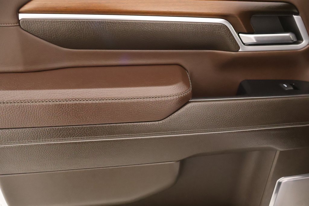 Used 2024 GMC Sierra 3500 Denali image 17