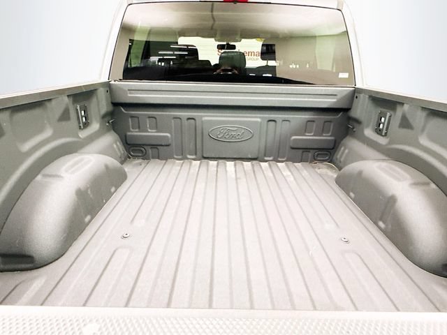 Used 2024 Ford F150 Lightning XLT AWD/4WD image 26