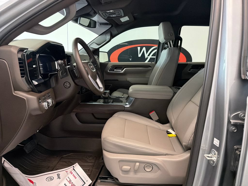 Used 2026 GMC Sierra 1500 SLT w/ SLT Premium Plus Package AWD/4WD image 10