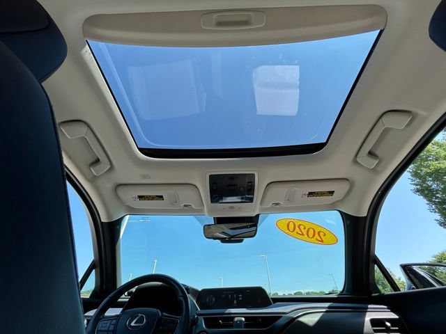 Used 2020 Lexus UX 250h w/ Premium Package AWD/4WD image 48