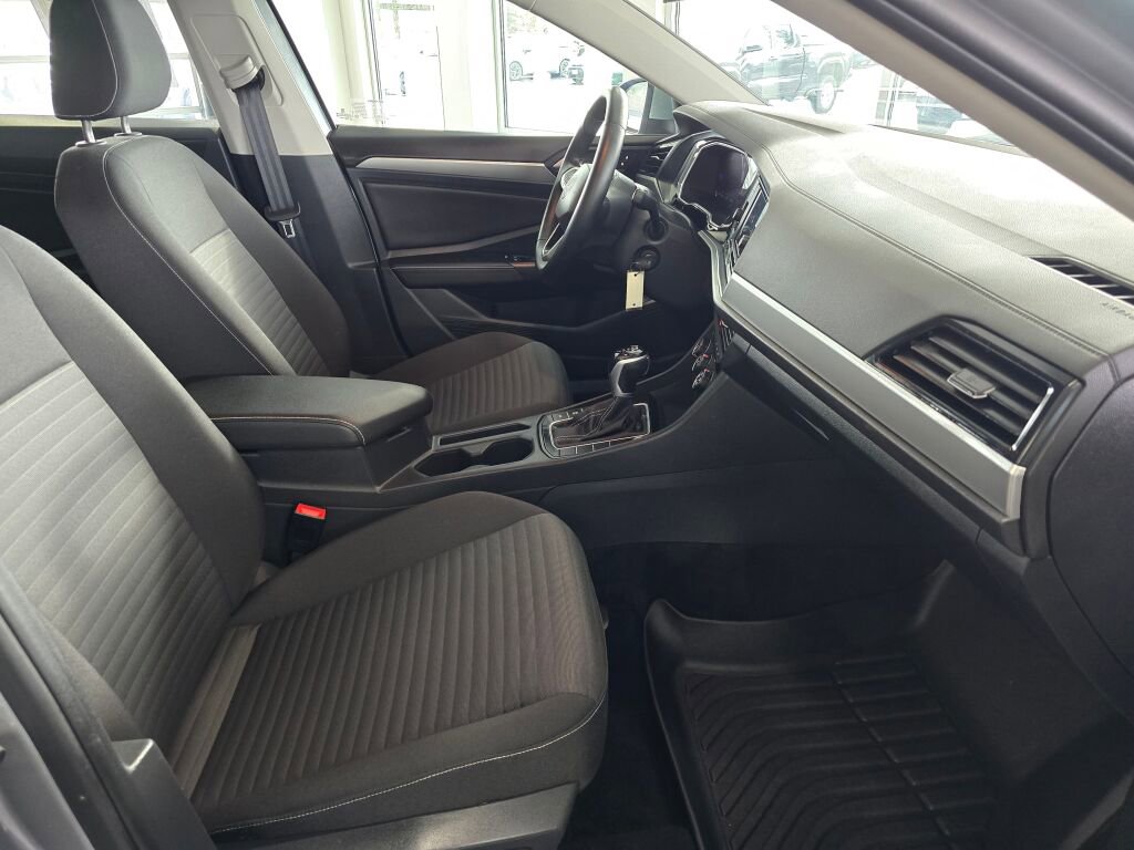 Used 2024 Volkswagen Jetta S image 43