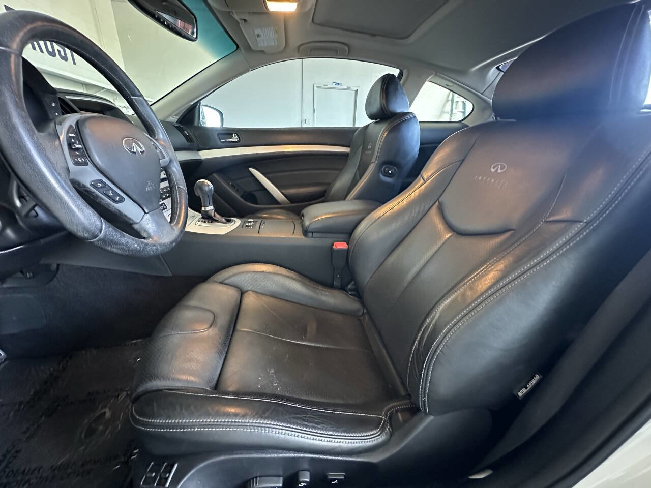 Used 2009 INFINITI G37 Journey w/ Premium Pkg image 15