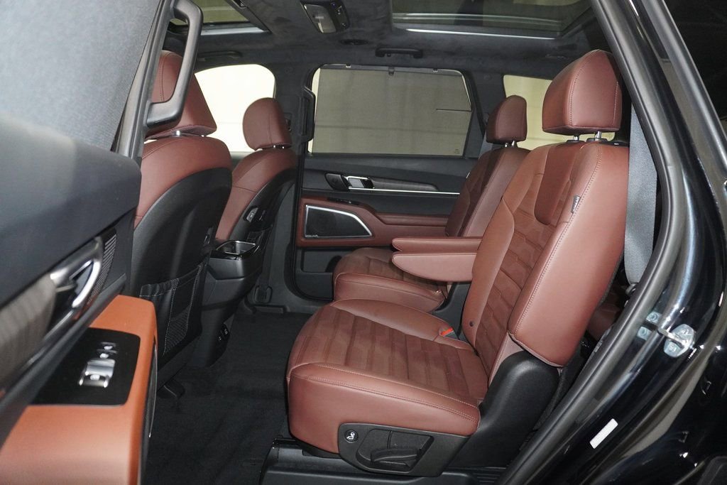 Used 2023 Kia Telluride SX Prestige image 16