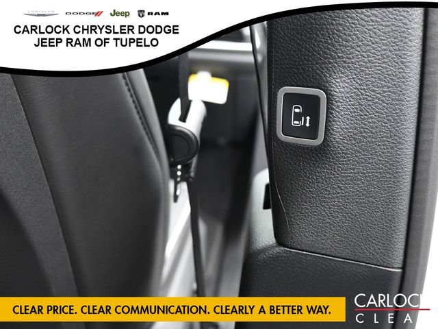 New 2026 Chrysler Pacifica Limited FWD image 38