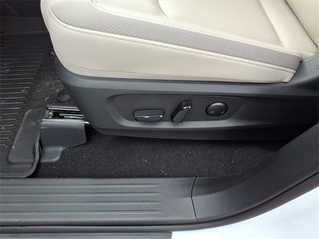 Certified 2025 Nissan Pathfinder SL w/ SL Premium Package image 5