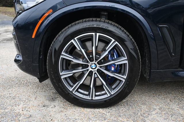 Used 2021 BMW X5 M50i w/ Dynamic Handling Package image 27