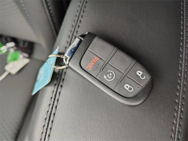 New 2026 Jeep Compass Latitude image 25