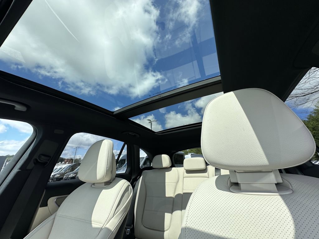 New 2026 Mercedes-Benz GLC 300 4MATIC image 34