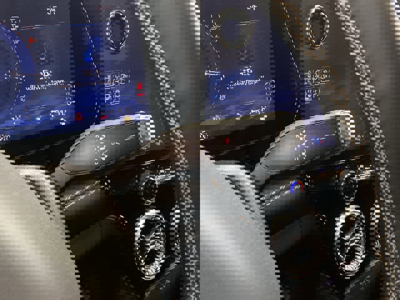 Used 2024 Chevrolet Blazer EV LT AWD/4WD image 25