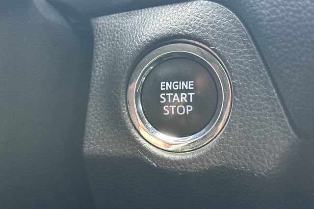 Certified 2025 Toyota RAV4 XLE FWD image 27