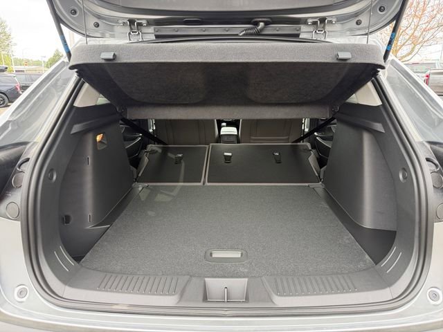 New 2026 Chevrolet Trax ACTIV FWD image 32