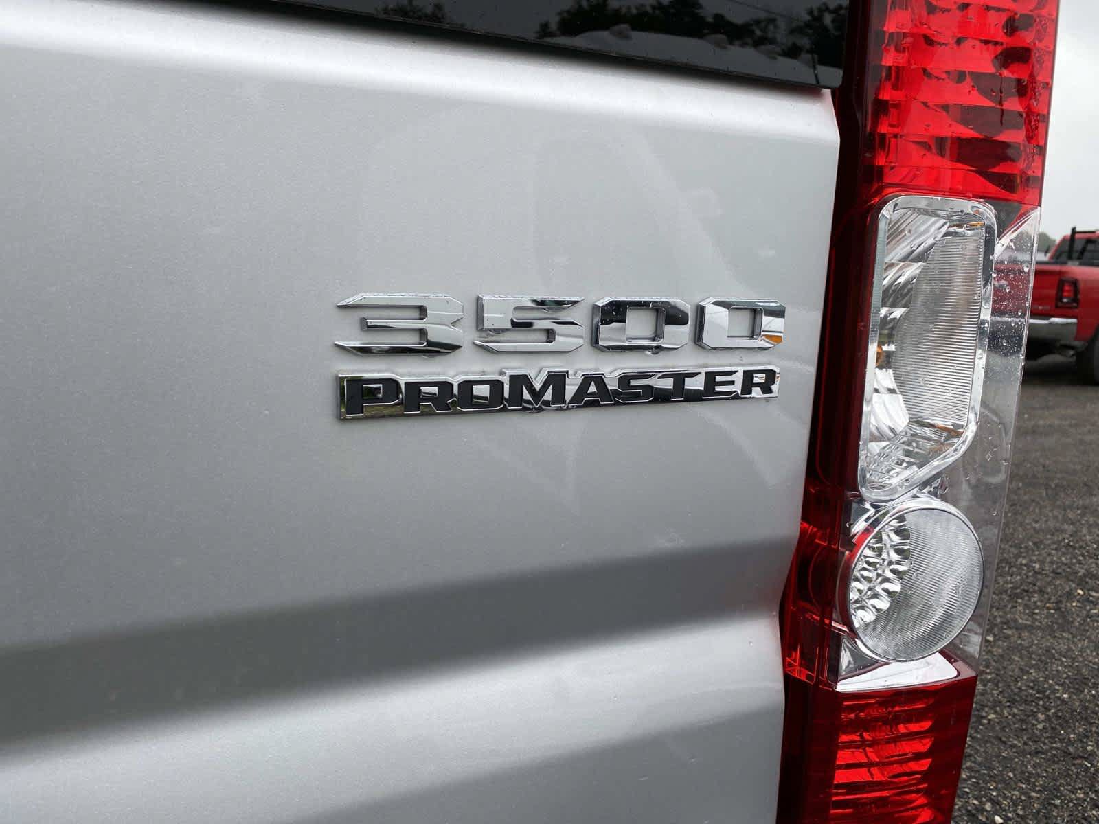 Used 2025 RAM ProMaster 3500 w/ Quick Order Package 22H SLT+ FWD image 5