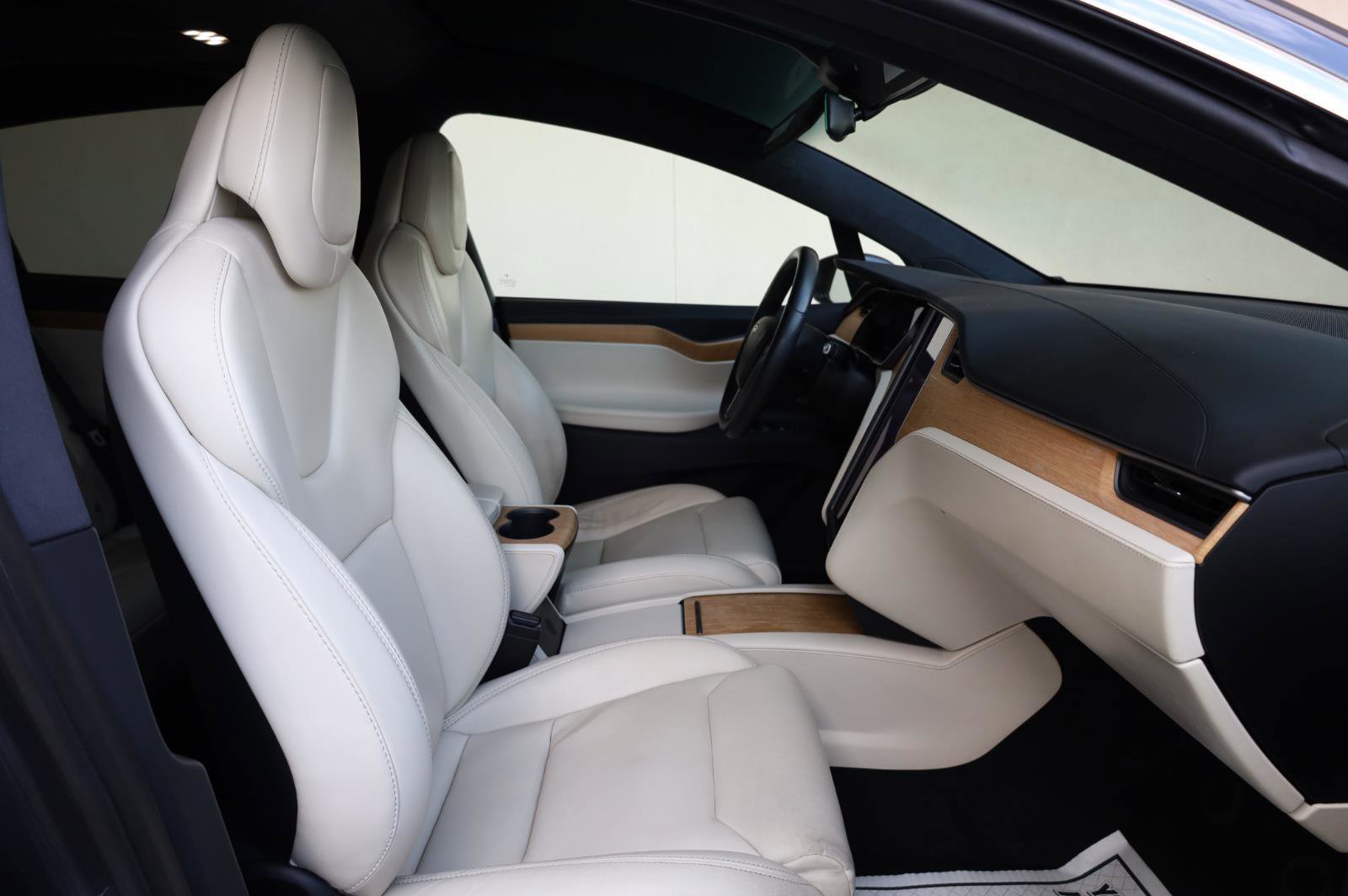 Used 2019 Tesla Model X Long Range AWD/4WD image 23