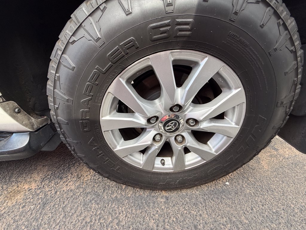 Used 2016 Toyota Land Cruiser AWD/4WD image 18