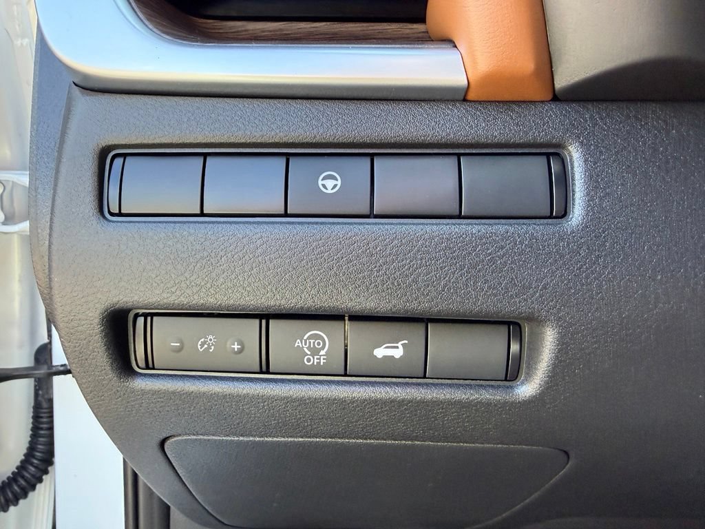 Certified 2026 Nissan Rogue Platinum AWD/4WD image 19