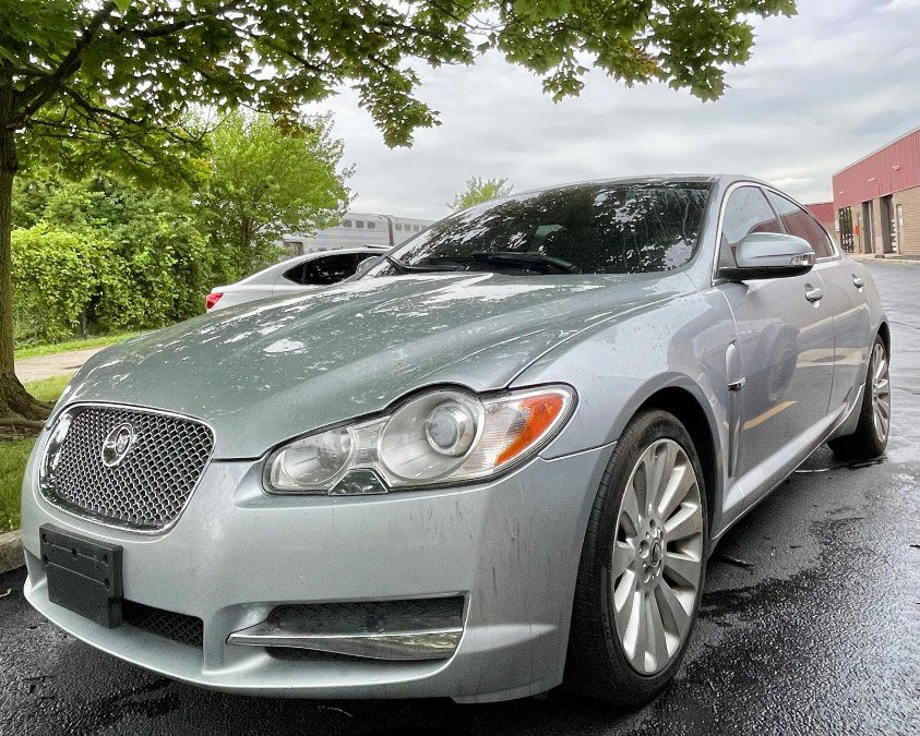 Used 2009 Jaguar XF Luxury RWD image 4