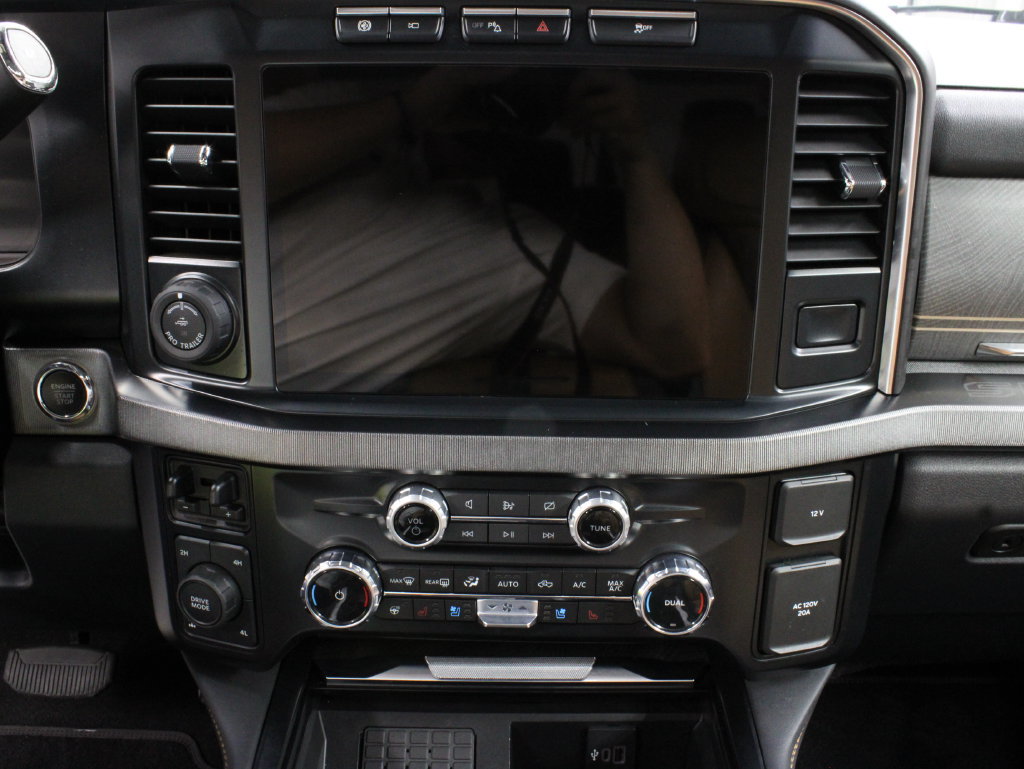 Used 2023 Ford F250 Platinum AWD/4WD image 20