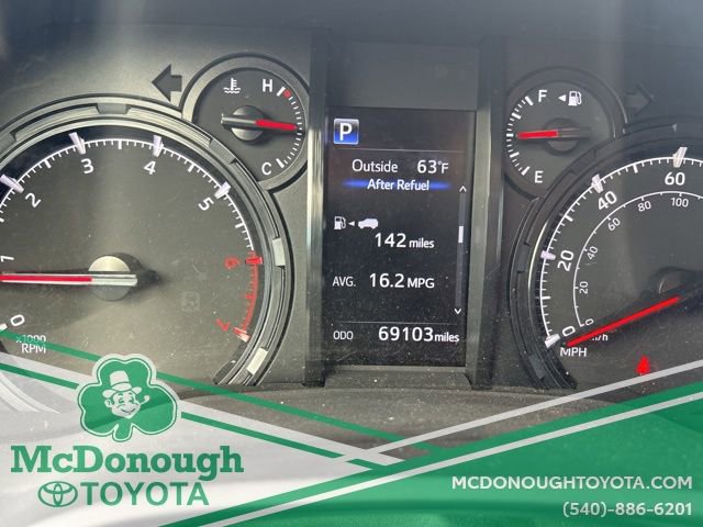 Used 2021 Toyota 4Runner SR5 Premium w/ Moonroof Package AWD/4WD image 11