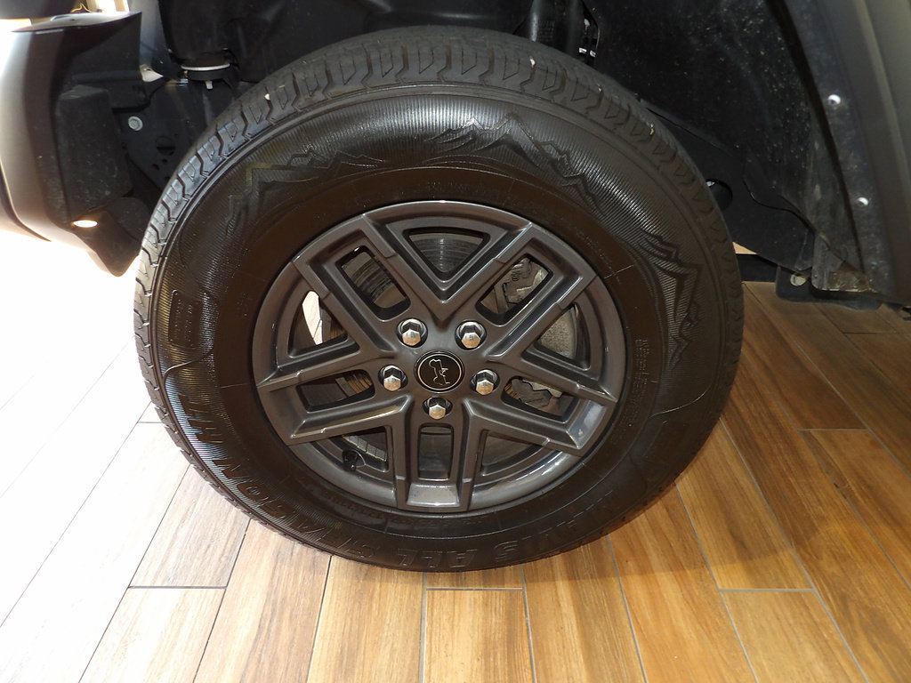 Used 2024 Jeep Wrangler Unlimited Sport AWD/4WD image 10
