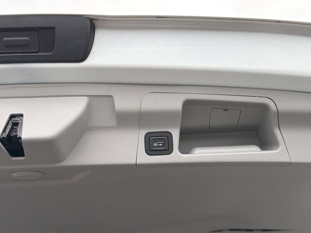 Used 2018 GMC Acadia SLT FWD image 15