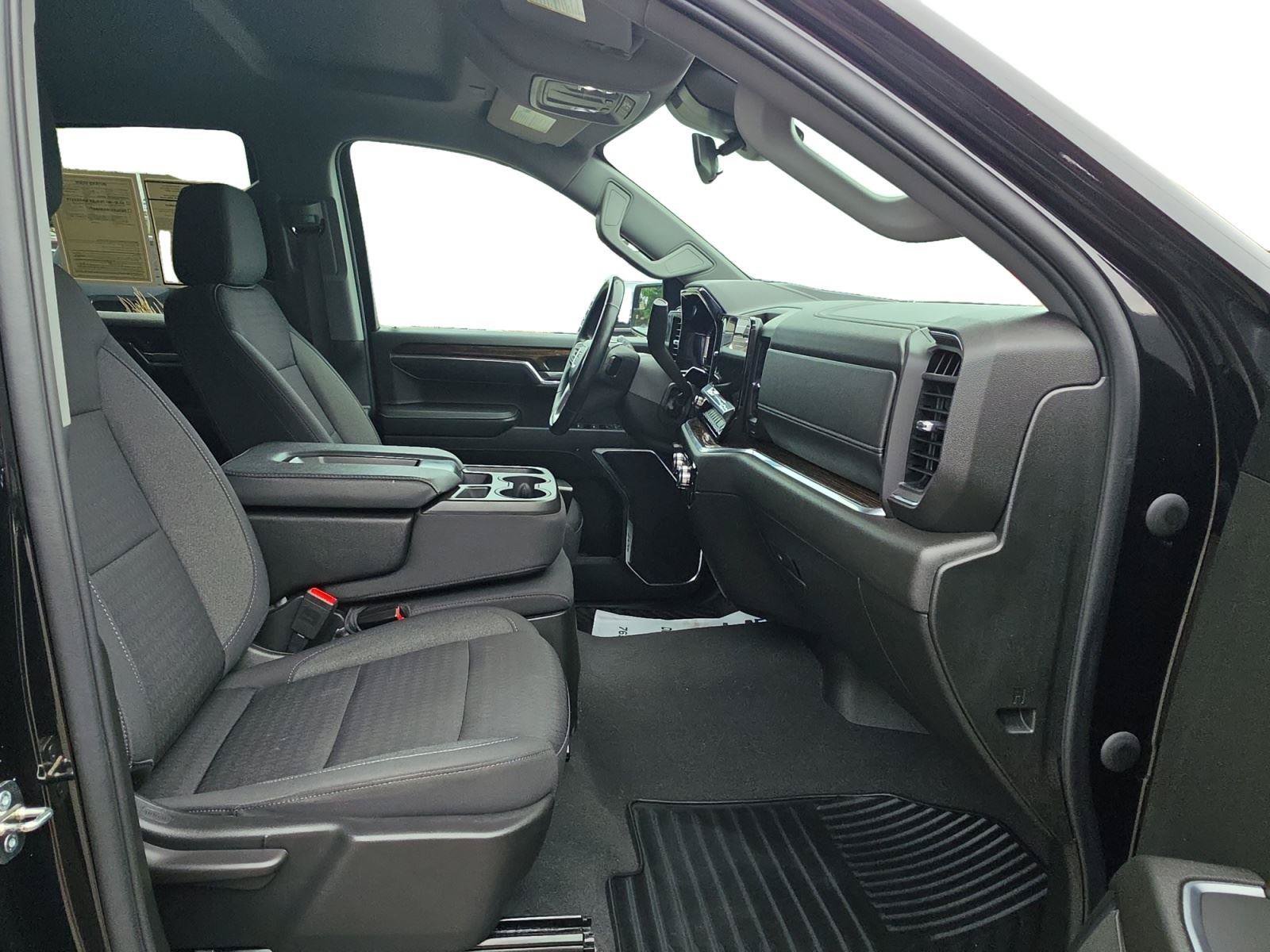 Used 2023 GMC Sierra 1500 Elevation w/ X31 Off-Road Package AWD/4WD image 25