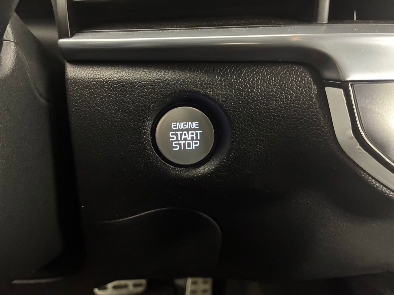 Used 2025 Kia Sorento SX image 21