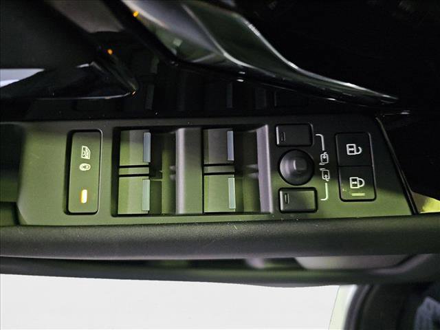 New 2026 Land Rover Range Rover Evoque S image 28