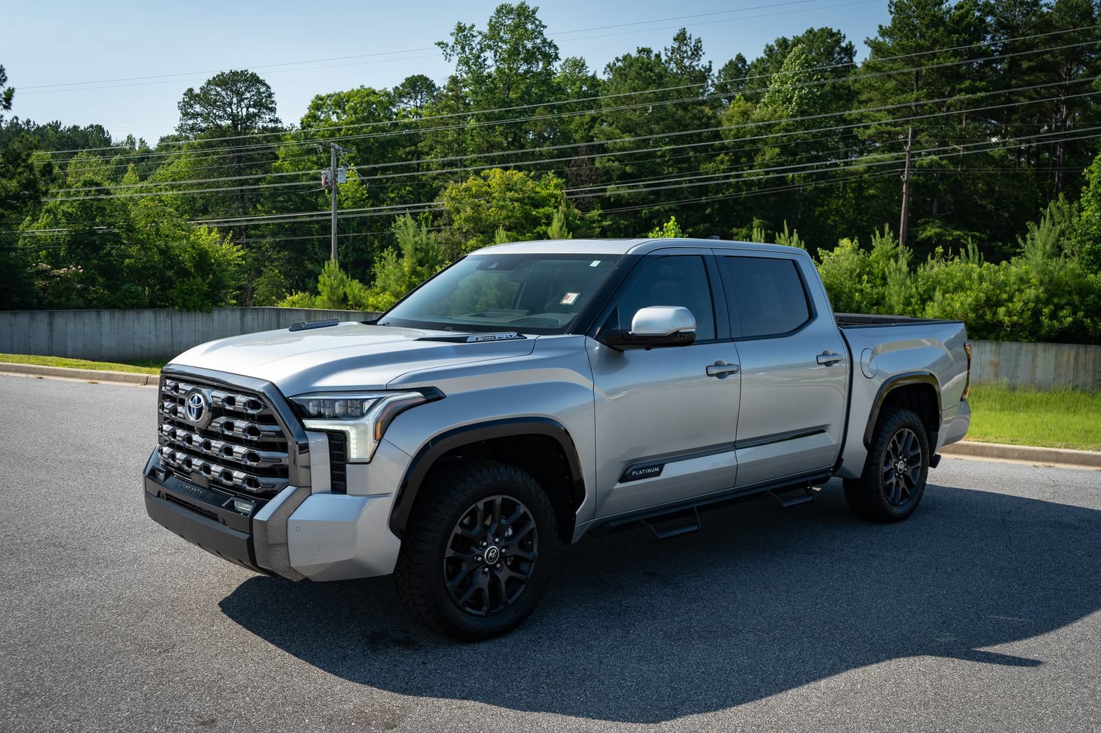 Used 2023 Toyota Tundra Platinum AWD/4WD image 3