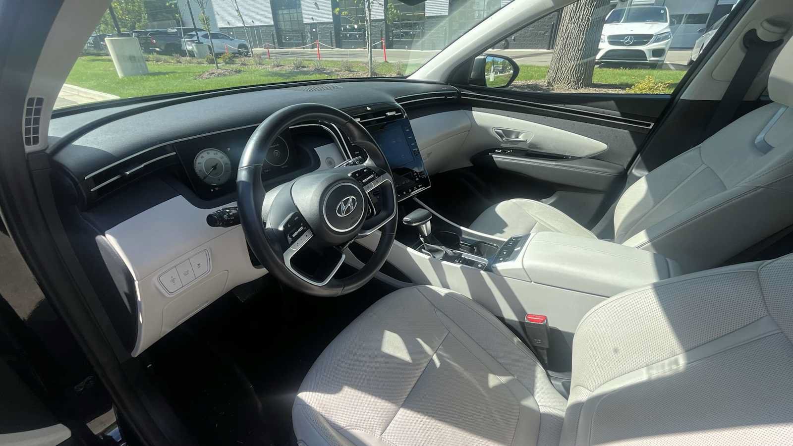 Used 2022 Hyundai Tucson SEL w/ Convenience + Premium Package AWD/4WD image 14