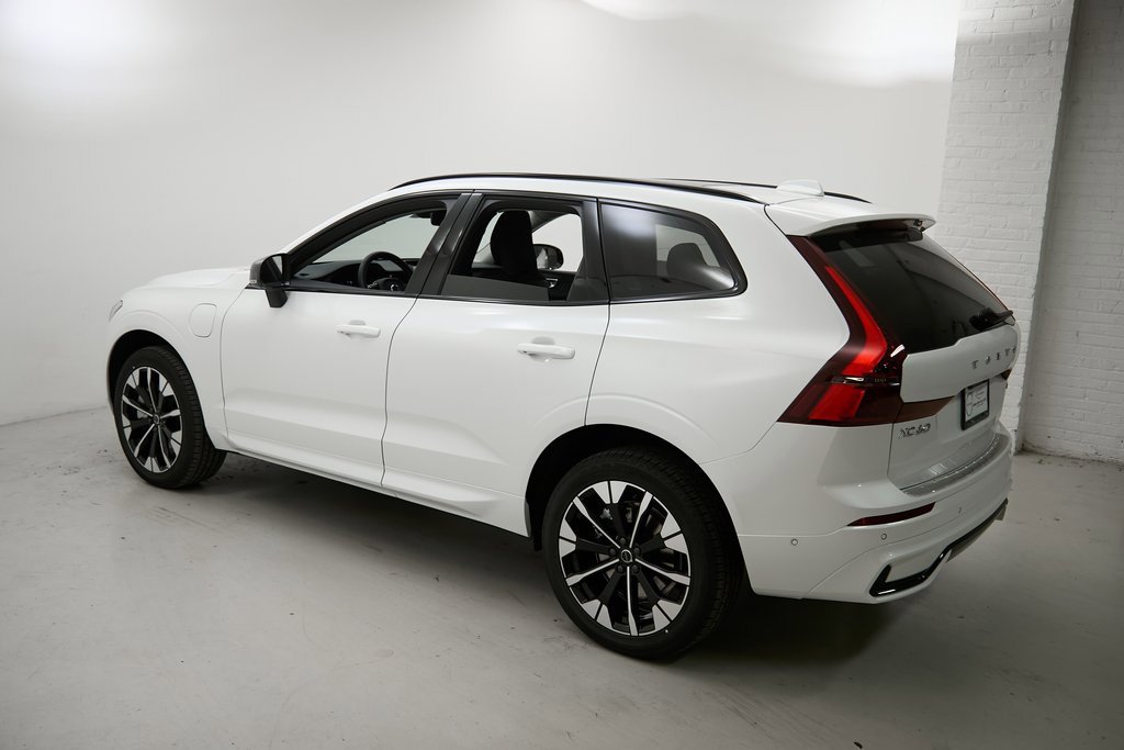 New 2026 Volvo XC60 T8 Plus w/ Climate Package image 7