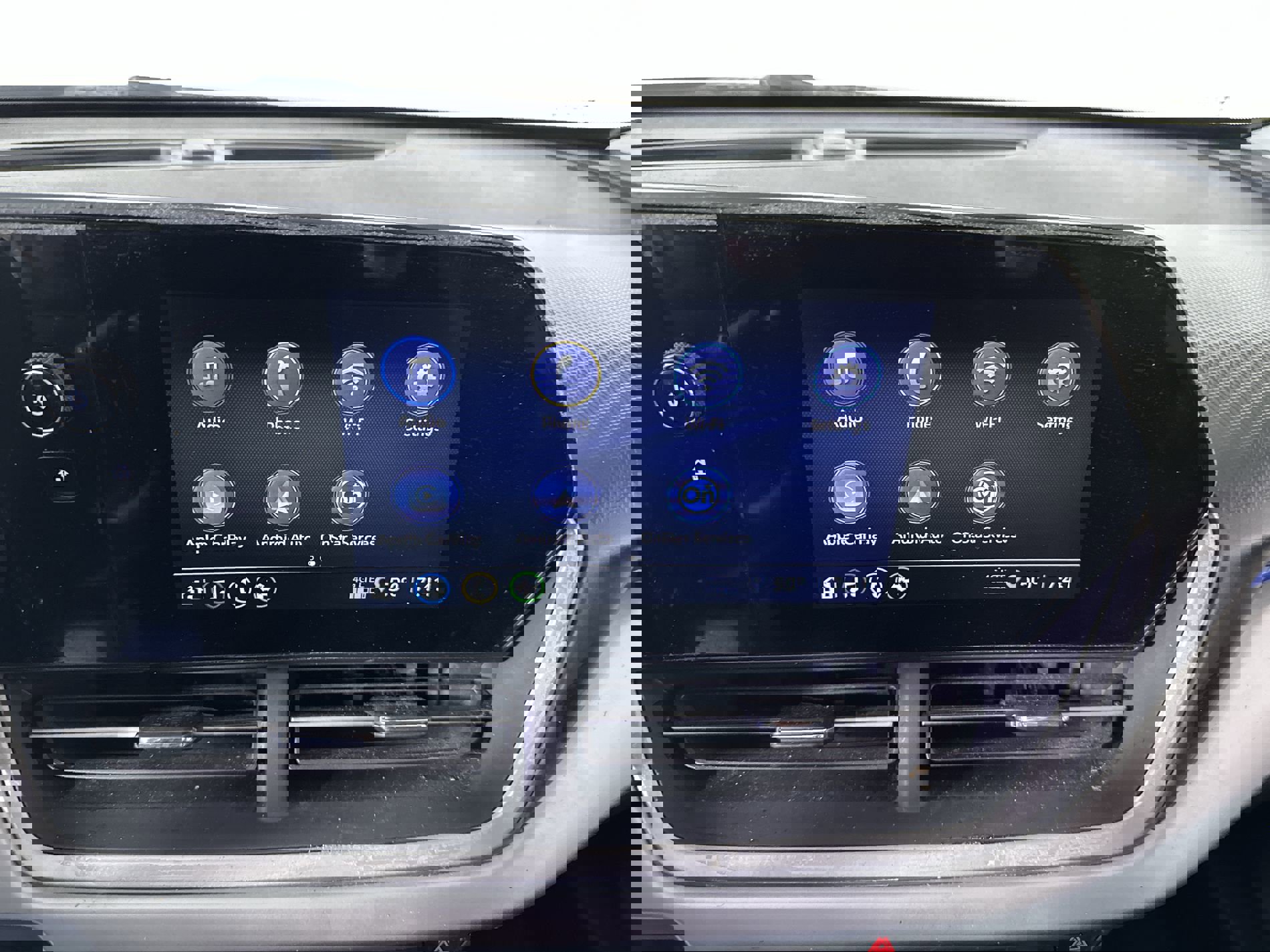 Used 2024 Chevrolet Trax LS image 50