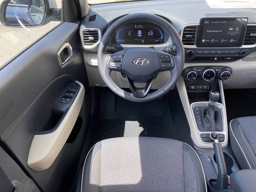 New 2026 Hyundai Venue SEL FWD image 14