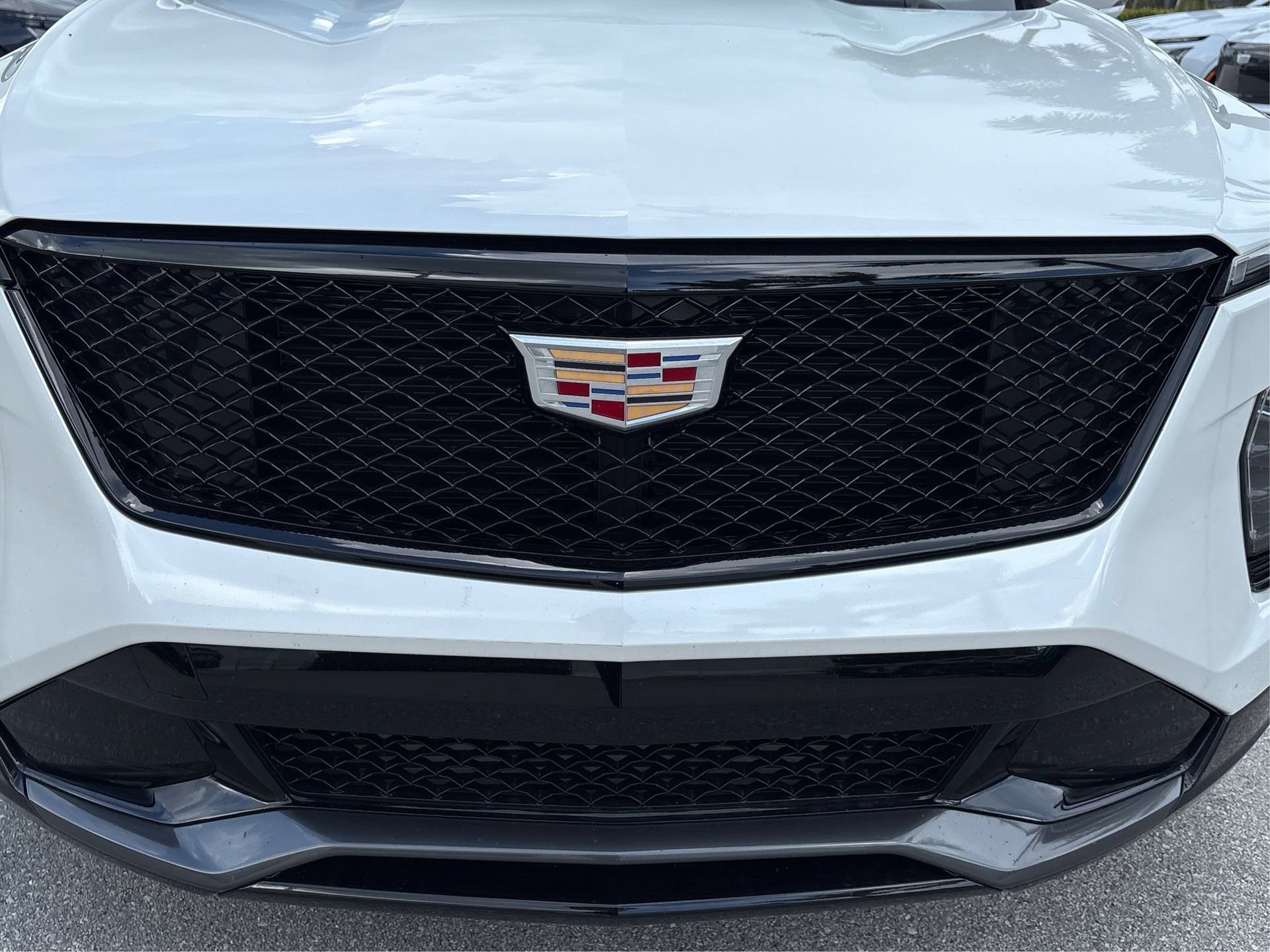 Certified 2024 Cadillac XT4 Sport FWD image 12