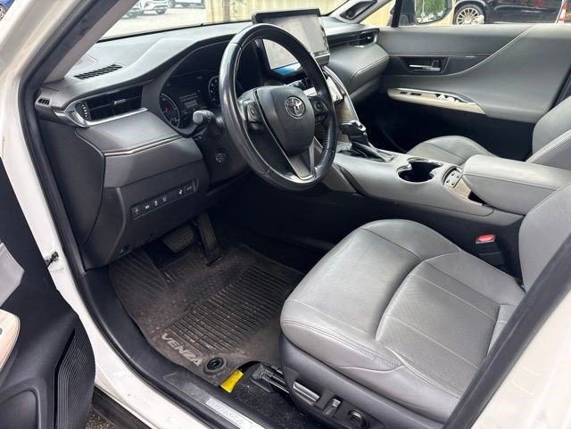Used 2021 Toyota Venza Limited AWD/4WD image 8