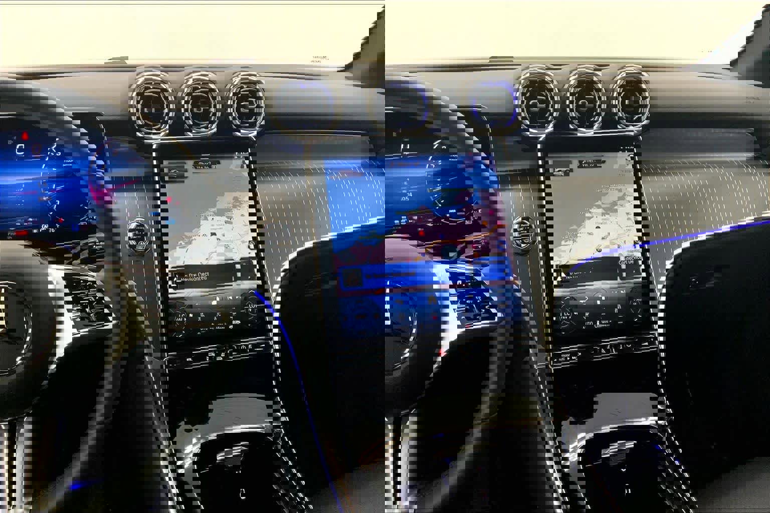 Used 2026 Mercedes-Benz GLC 300 image 26