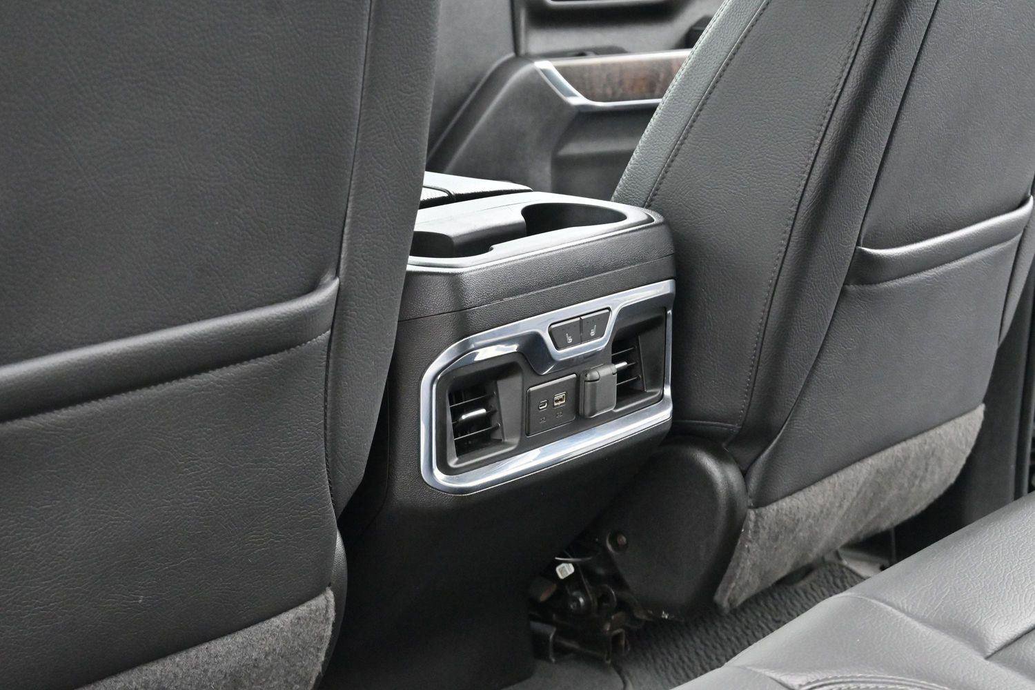 Used 2022 GMC Sierra 2500 Denali w/ Denali Ultimate Package AWD/4WD image 31