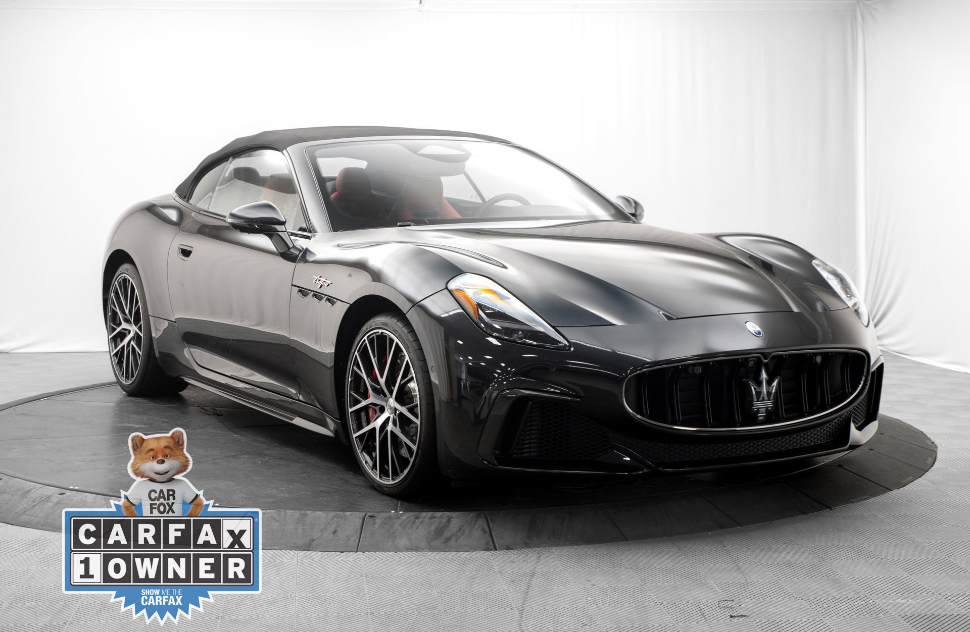 Used 2024 Maserati GranCabrio Trofeo AWD/4WD image 9