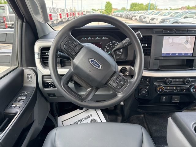 Used 2023 Ford F350 XL w/ Snow Plow/Camper Package AWD/4WD image 18