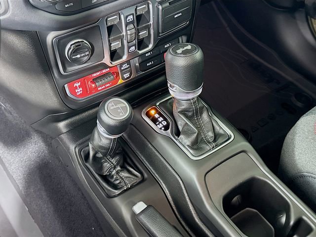 New 2025 Jeep Wrangler Unlimited Rubicon w/ Technology Group image 20