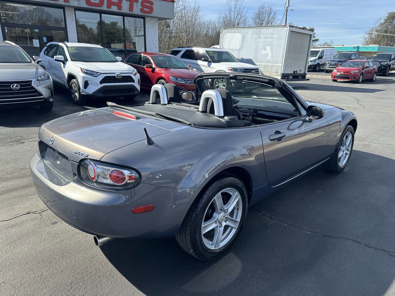 Used 2008 MAZDA MX-5 Miata Sport image 12