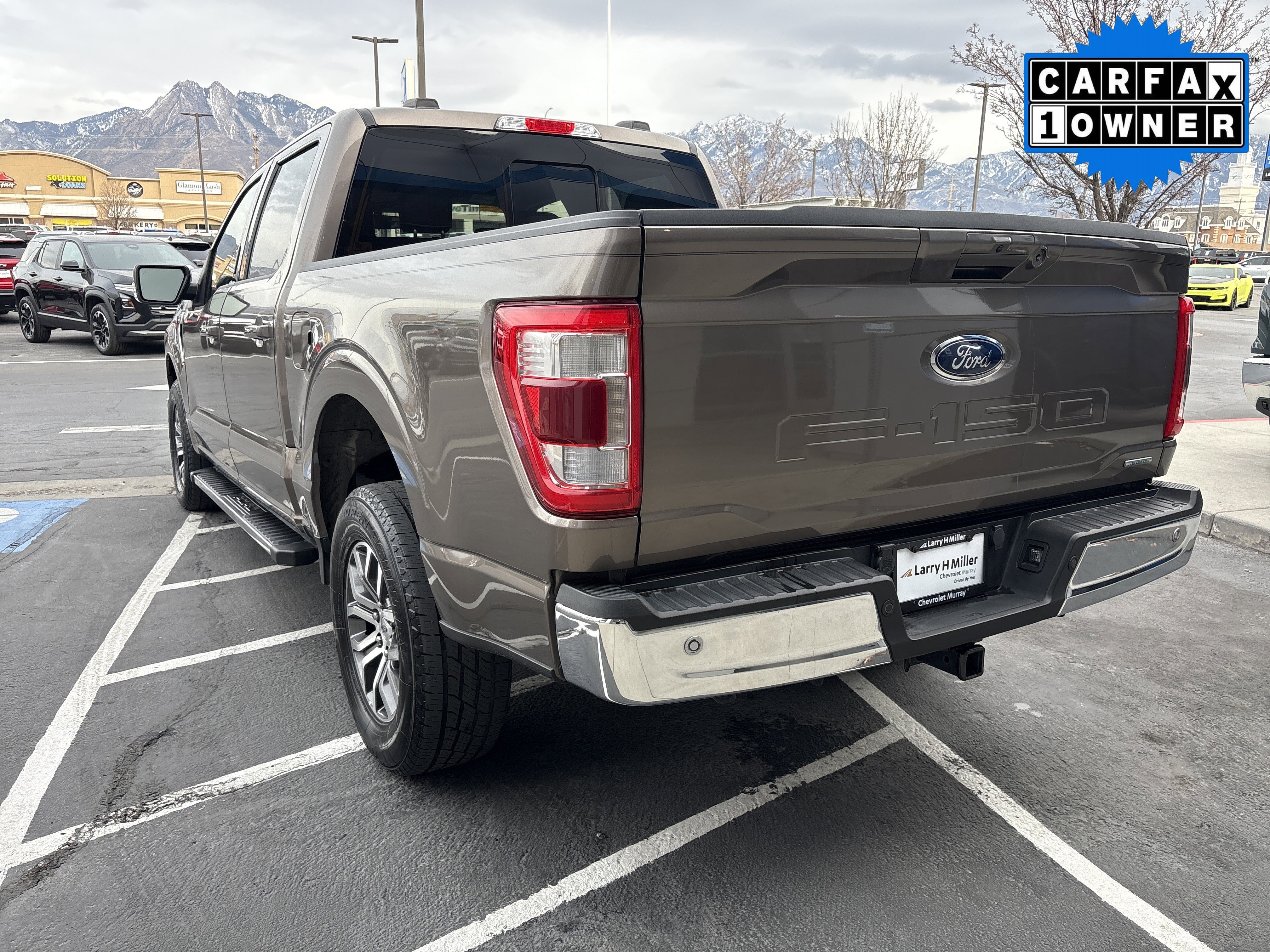 Used 2021 Ford F150 Lariat w/ Equipment Group 501A Mid image 5