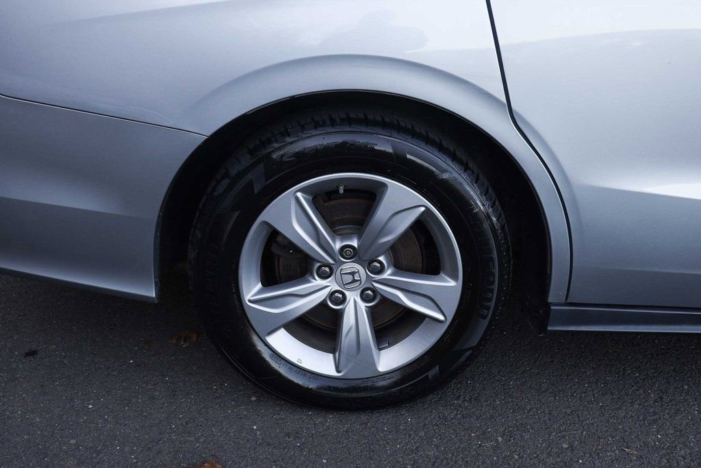 Used 2018 Honda Odyssey EX image 5