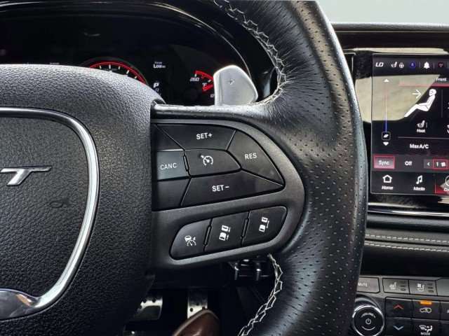 Used 2023 Dodge Durango SRT image 24