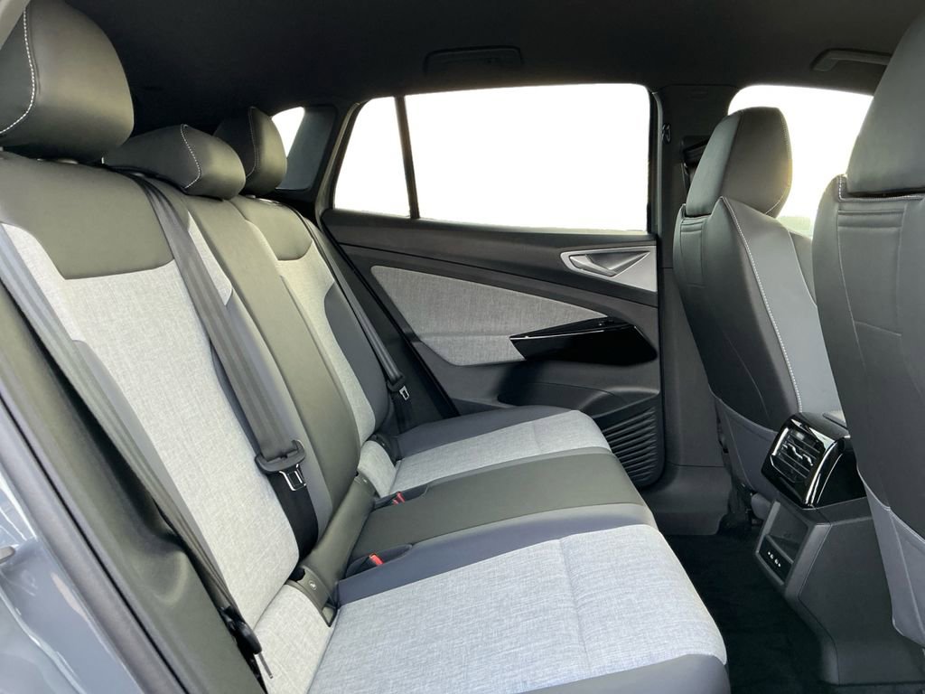 New 2026 Volkswagen ID.4 Pro image 19