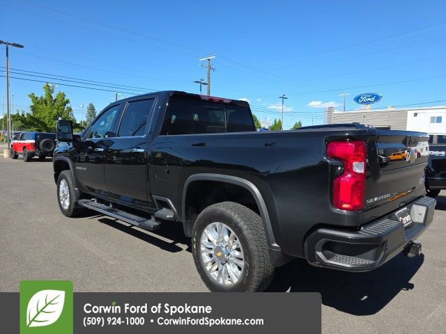 Used 2022 Chevrolet Silverado 2500 High Country w/ Technology Package AWD/4WD image 12